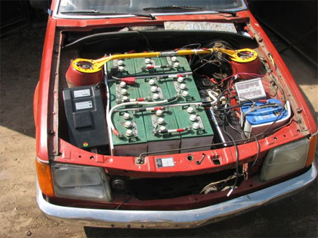 How To Convert a Gasoline-powered Car Into an Electric Car ... basic 12 volt battery wiring 